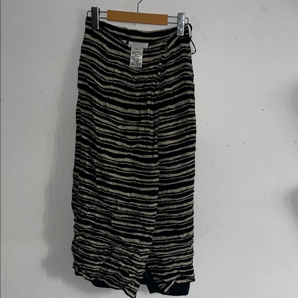 Rena Rowan Black and Cream Striped Pencil Skirt